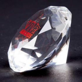 E143 Crystal Diamond Paperweight